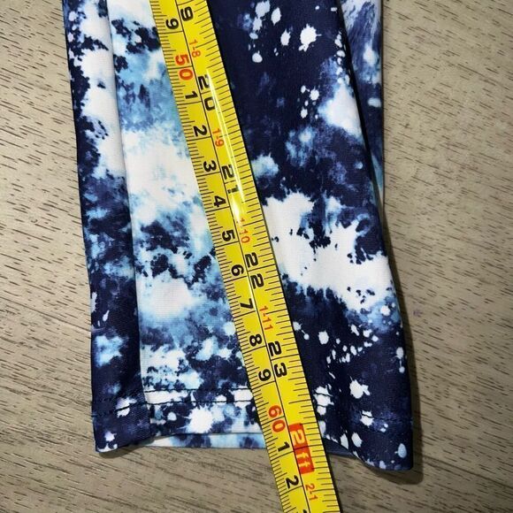 Onzie, Stardust Galaxy Print High Rise Midi Length Basic Legging Women’s X-Small - Picture 4 of 9